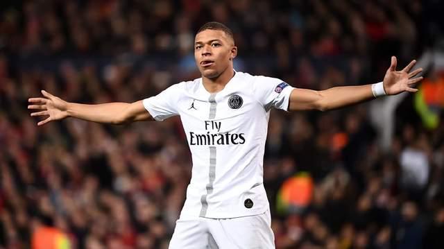 塞克斯顿因左大腿受伤，本场对阵尼克斯不会回归（塞克斯顿左大腿受伤，本场战尼克斯提前退场）