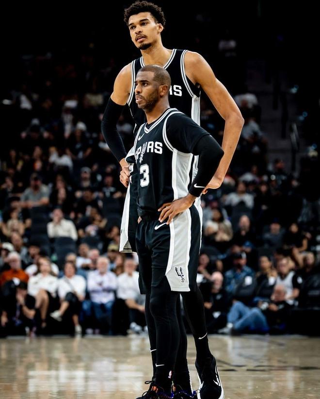 NBA战报：康宁汉姆29分8助，活塞138-135险胜热火（NBA快讯：康宁汉姆29分8助攻，活塞138-135力克热火）