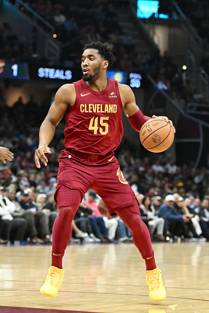 绿茵逐梦，医者护航！宿迁市中医院“体卫融合”赋能“宿超”冠军之路（医体融合护航宿超夺冠，宿迁市中医院助力绿茵圆梦）