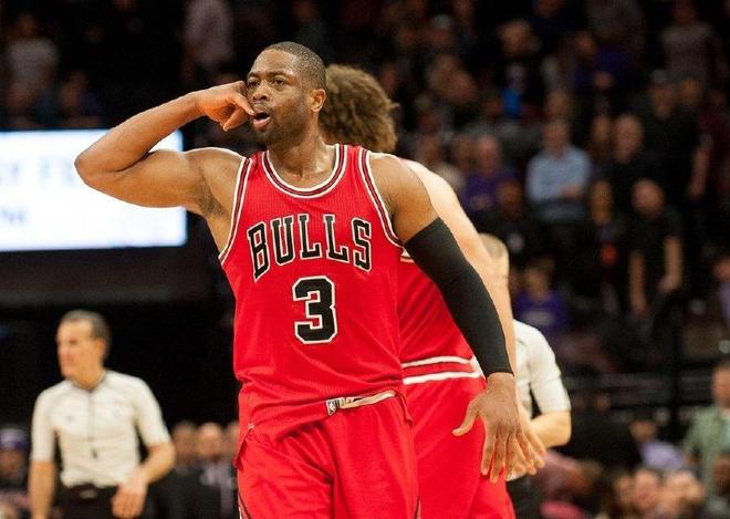 萨拉赫骂街利物浦，曼联传奇鲁尼表示，他和穆帅的处理方式更好（萨拉赫怒斥利物浦，曼联名宿鲁尼称他与穆里尼奥的处置更胜一筹）