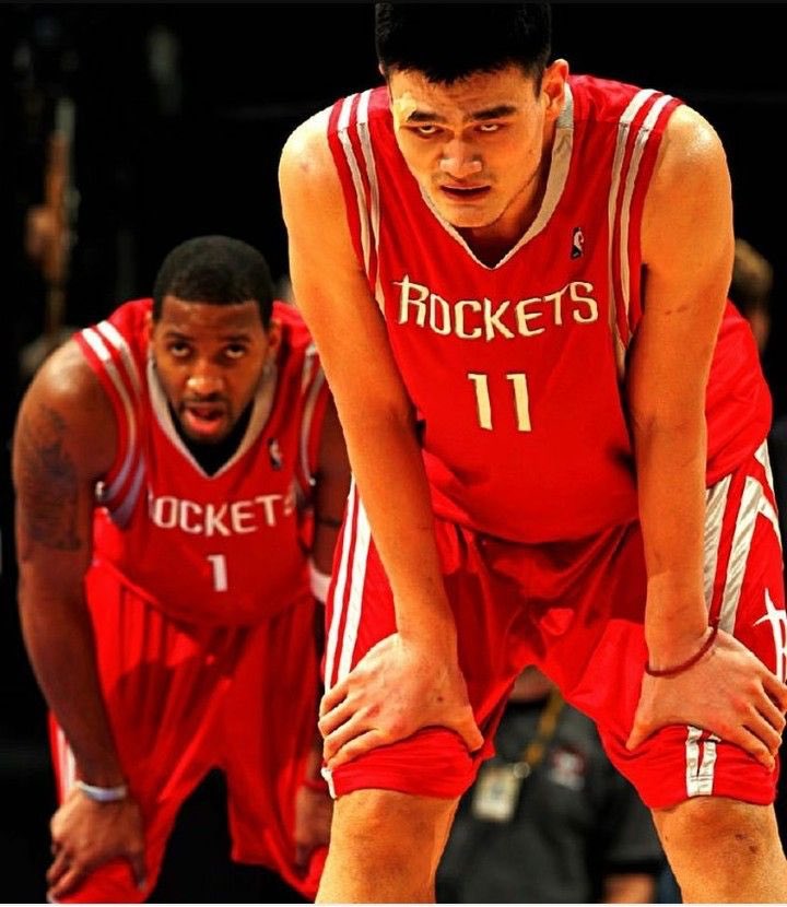 球队一波流带走比赛（球队凭一波攻势锁定胜局）