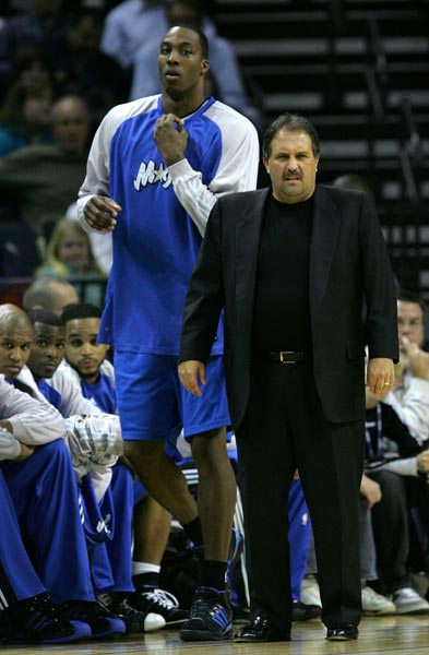 西甲第19轮巴萨主场3-1逆转马竞 奥尔莫进球（西甲第19轮：巴萨主场3-1逆转马竞，奥尔莫破门）