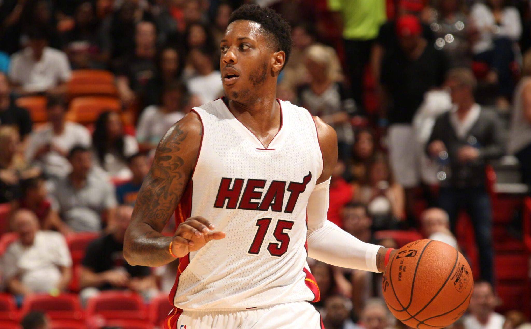 意媒：此前因流感缺阵的博尼尚未恢复训练，不确定能否踢意杯（意媒：博尼因流感缺阵后仍未复训，能否出战意大利杯存疑）